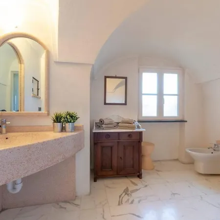 Altido Exclusive With Rooftop Jacuzzi&view In Verezzi Casa vacanze Borgio Verezzi