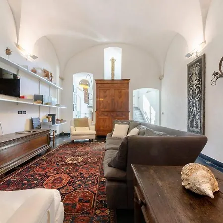 Holiday home Altido Exclusive With Rooftop Jacuzzi And View In Verezzi *