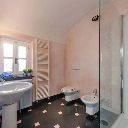 Holiday home Altido Exclusive With Rooftop Jacuzzi And View In Verezzi Borgio Verezzi
