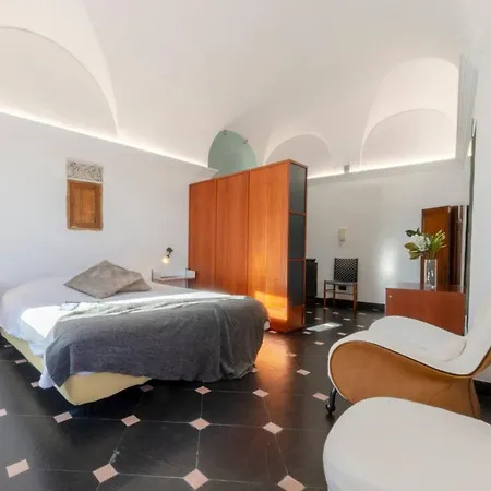 Holiday home Altido Exclusive With Rooftop Jacuzzi And View In Verezzi *