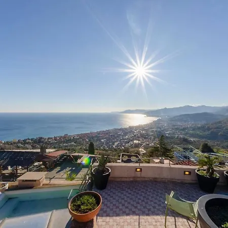 Altido Exclusive With Rooftop Jacuzzi And View In Verezzi Holiday home *